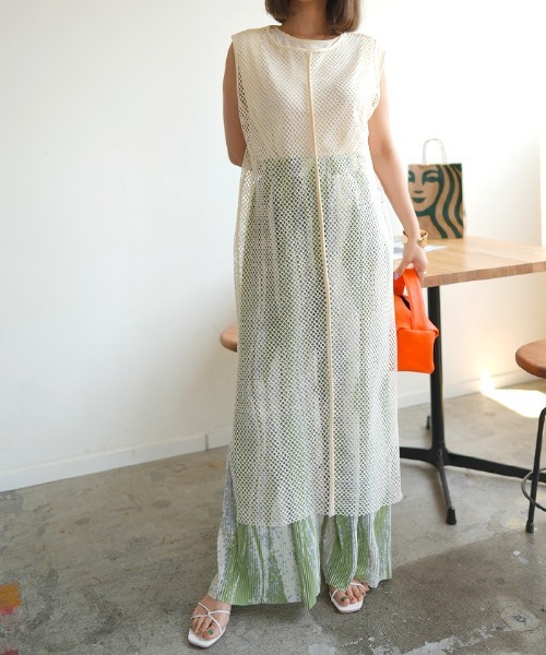 Futier land(フューティアランド)の「マーブル柄プリーツワイドパンツ(その他パンツ・レディース・ブラック/ベージュ系その他/グリーン系その他/ネイビー・FREE)」の22枚目の写真