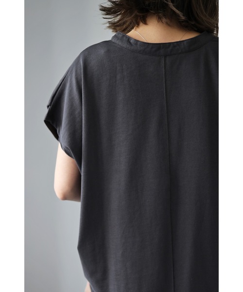 Bonjour Sagan（ボンジュールサガン）の「フレンチスリーブキーネックトップス（Tシャツ/カットソー・レディース・チャコールグレー/ブラック/アイボリー/モカ・FREE）」の18枚目の写真