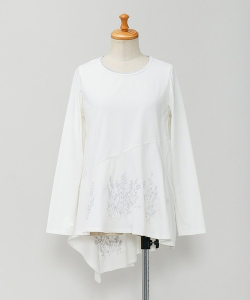 AS KNOW AS de base(アズノゥアズドゥバズ)の「咲いた咲いた切り替えプルオーバー(Tシャツ/カットソー・レディース・オフホワイト/ライトグリーン/ネイビー/ライトピンク・FREE)」の7枚目の写真