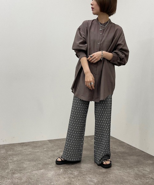 apres jour mignon(アプレジュールミニョン)の「バックスリットシャツ【ZOZOTOWN限定アイテム】(シャツ/ブラウス・レディース・ブラック/オフホワイト/ダークパープル/その他・フリー/X-LARGE)」の22枚目の写真