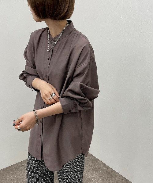 apres jour mignon(アプレジュールミニョン)の「バックスリットシャツ【ZOZOTOWN限定アイテム】(シャツ/ブラウス・レディース・ブラック/オフホワイト/ダークパープル/その他・フリー/X-LARGE)」の5枚目の写真
