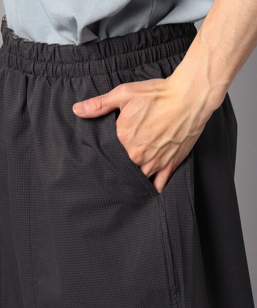 GLOSTER（グロスター）の「AIR TROUGH  SHORTS ボードショーツ通気性◎、軽量◎、ストレッチ性◎の機能素材を使用（その他パンツ・メンズ・ネイビー/チャコールグレー・LARGE/SMALL/MEDIUM）」の7枚目の写真