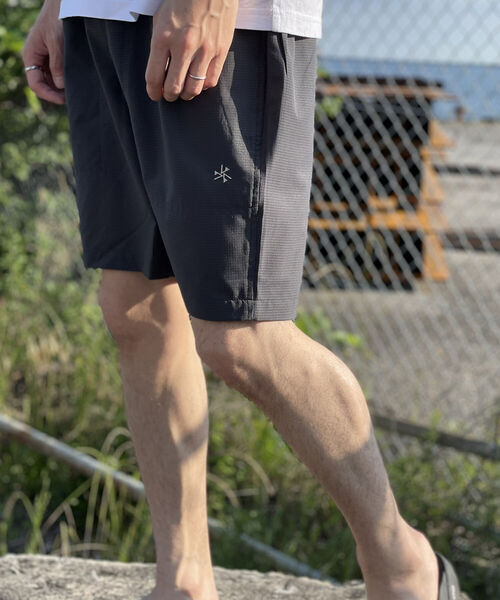 GLOSTER（グロスター）の「AIR TROUGH  SHORTS ボードショーツ通気性◎、軽量◎、ストレッチ性◎の機能素材を使用（その他パンツ・メンズ・ネイビー/チャコールグレー・LARGE/SMALL/MEDIUM）」の18枚目の写真