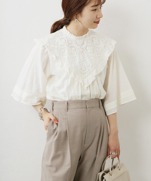 JOURNAL STANDARD(ジャーナルスタンダード)の「レースカラークラフトブラウス(シャツ/ブラウス・レディース・ブラック/ホワイト・FREE)」の1枚目の写真