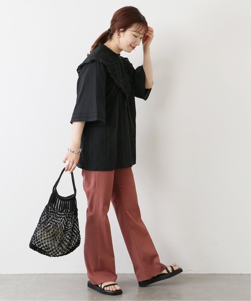 JOURNAL STANDARD(ジャーナルスタンダード)の「レースカラークラフトブラウス(シャツ/ブラウス・レディース・ブラック/ホワイト・FREE)」の12枚目の写真