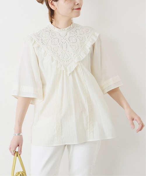 JOURNAL STANDARD(ジャーナルスタンダード)の「レースカラークラフトブラウス(シャツ/ブラウス・レディース・ブラック/ホワイト・FREE)」の6枚目の写真
