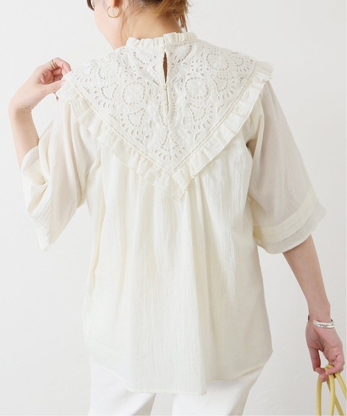 JOURNAL STANDARD(ジャーナルスタンダード)の「レースカラークラフトブラウス(シャツ/ブラウス・レディース・ブラック/ホワイト・FREE)」の3枚目の写真
