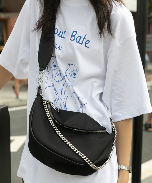 KOR（ケーオーアール）の「2WAYチェーン付ボディバッグ（ボディバッグ/ウエストポーチ・レディース・ブラック・FREE）」の10枚目の写真