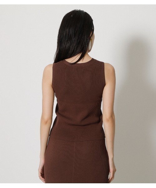 AZUL by moussy（アズールバイマウジー）の「HENRY NECK SUMMER KNIT TANK/ヘンリーネックサマーニットタンク（タンクトップ・レディース・ライトベージュ/ブラック/ダークブラウン・MEDIUM/SMALL）」の18枚目の写真