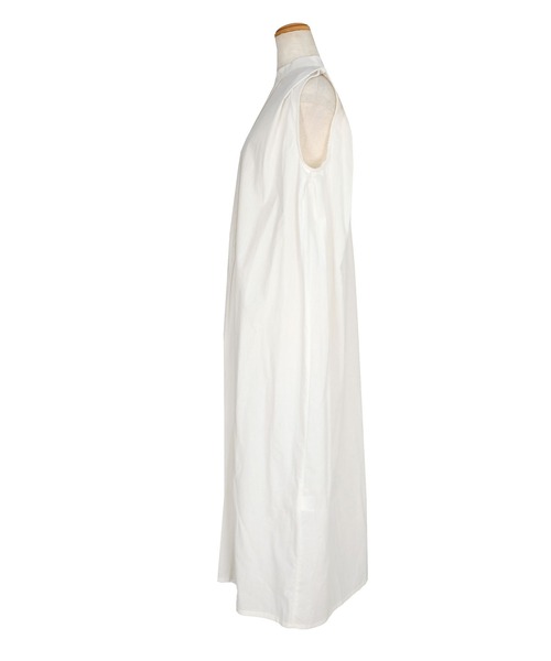 ＡＮＤＪ（アンドジェイ）の「バンドカラーフロントタックノースリーブシャツワンピース（シャツワンピース・レディース・ブラック/オフホワイト/グリーン・M）」の17枚目の写真