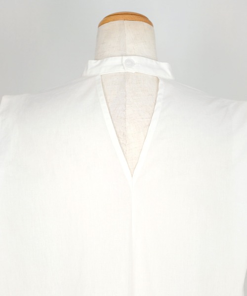 ＡＮＤＪ（アンドジェイ）の「バンドカラーフロントタックノースリーブシャツワンピース（シャツワンピース・レディース・ブラック/オフホワイト/グリーン・M）」の15枚目の写真