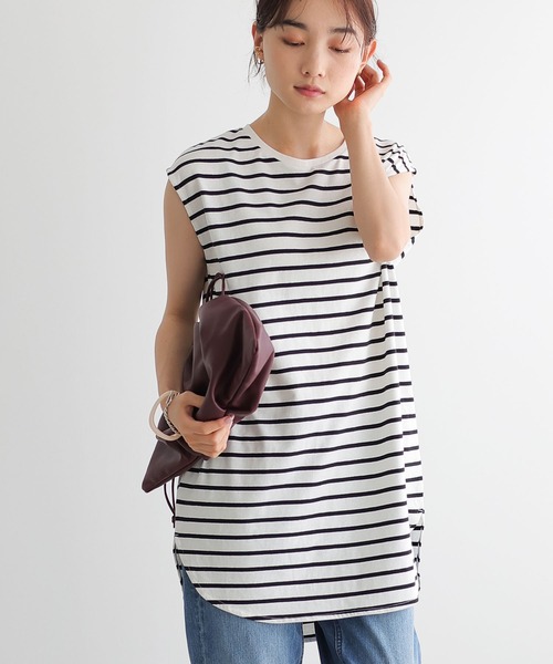 AMERICAN HOLIC(アメリカンホリック)の「裾ラウンドノースリーブカットプルオーバー(Tシャツ/カットソー・レディース・カーキ/オフホワイト/グレイッシュベージュ/その他7・M/L)」の4枚目の写真