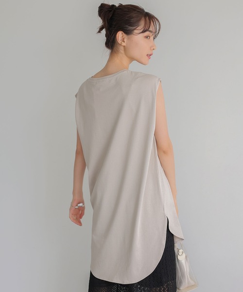 AMERICAN HOLIC(アメリカンホリック)の「裾ラウンドノースリーブカットプルオーバー(Tシャツ/カットソー・レディース・カーキ/オフホワイト/グレイッシュベージュ/その他7・M/L)」の2枚目の写真