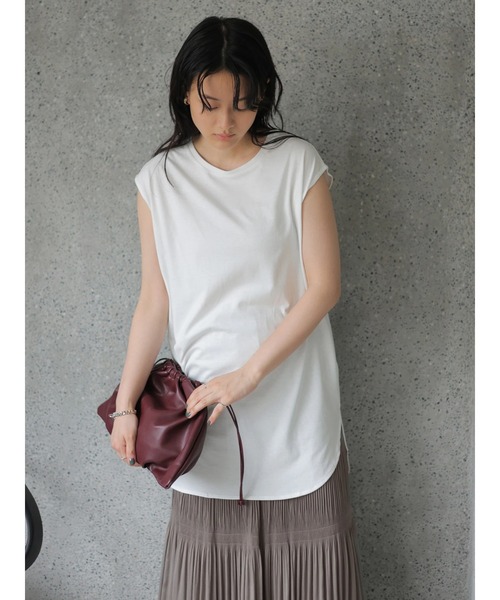 AMERICAN HOLIC(アメリカンホリック)の「裾ラウンドノースリーブカットプルオーバー(Tシャツ/カットソー・レディース・カーキ/オフホワイト/グレイッシュベージュ/その他7・M/L)」の15枚目の写真