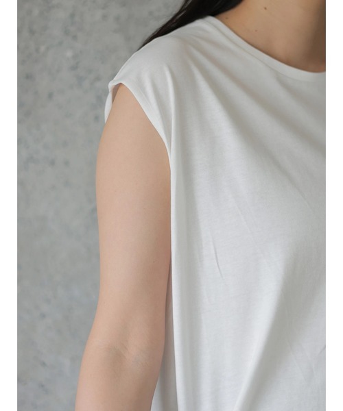 AMERICAN HOLIC(アメリカンホリック)の「裾ラウンドノースリーブカットプルオーバー(Tシャツ/カットソー・レディース・カーキ/オフホワイト/グレイッシュベージュ/その他7・M/L)」の18枚目の写真