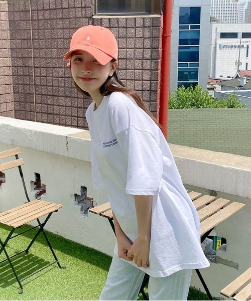 SONA(ソナ)の「SONYUNARA METEORバックプリント半袖Tシャツ(Tシャツ/カットソー・レディース・ブラック/アイボリー・FREE)」の3枚目の写真