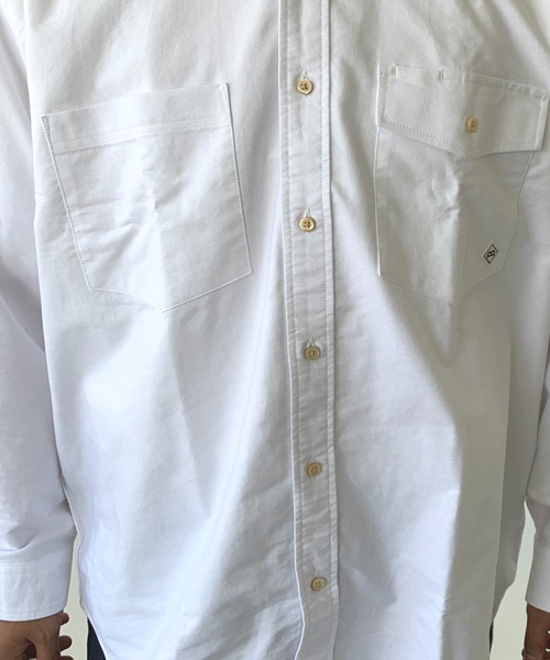BROOKLYN OVERALL（ブルックリンオーバーオール）の「ルーズフィットボタンダウンシャツ（シャツ/ブラウス・メンズ・ホワイト/ネイビー・MEDIUM/LARGE）」の13枚目の写真
