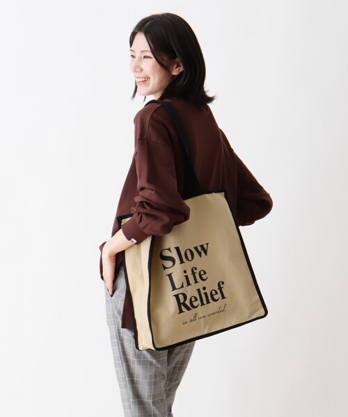 SHOO・LA・RUE（シューラルー）の「◆ロゴスクエアビッグトート（トートバッグ・レディース・アイボリー/カーキ/ダークブラウン/ベージュ/ピンク系/ライトパープル/オレンジ系その他5・00）」の18枚目の写真