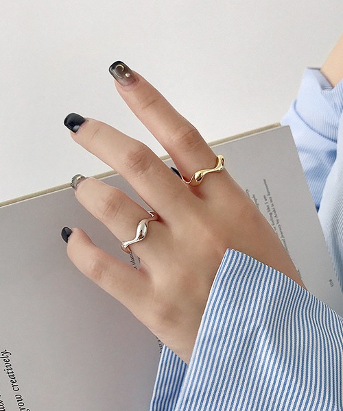 ABBEY MARKET（アビーマーケット）の「シルバーリング 指輪 silverring（リング・レディース・シルバー/ゴールド・FREE）」の5枚目の写真