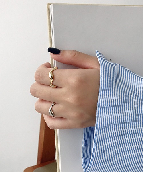 ABBEY MARKET（アビーマーケット）の「シルバーリング 指輪 silverring（リング・レディース・シルバー/ゴールド・FREE）」の4枚目の写真