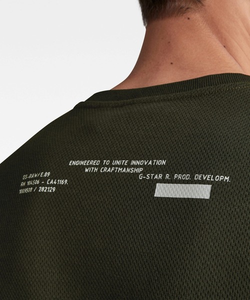 G-STAR（ジースター）の「TWEETER ZIP POCKET RELAXED（Tシャツ/カットソー・メンズ・ダークグレー/ブルー系その他・SMALL/MEDIUM/LARGE/X-LARGE/X-SMALL）」の5枚目の写真