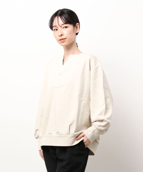 sm2rhythm(サマンサモスモスリズム)の「スキッパー裏毛カットソー(Tシャツ/カットソー・レディース・ベージュ/シルバーグレー/クリーム・フリ-)」の4枚目の写真