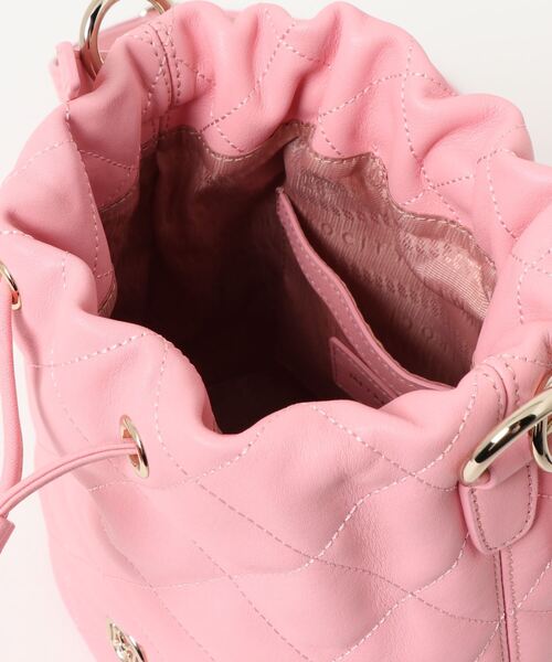 METROCITY（メトロシティ）の「トゥボラーレ ダイヤ ミニ バケット バッグ（ショルダーバッグ・レディース・アイボリー/ブラック/ピンク・FREE）」の5枚目の写真