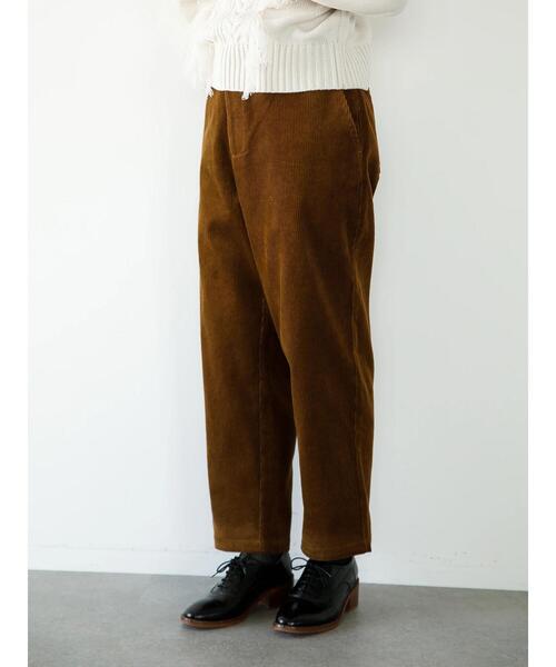 koe(コエ)の「コーデュロイイージーパンツ*(デニムパンツ・レディース・ブラック/キャメル/グレー/オフホワイト・M/L/LL/S)」の8枚目の写真