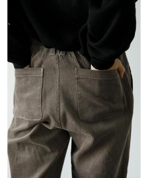 koe(コエ)の「コーデュロイイージーパンツ*(デニムパンツ・レディース・ブラック/キャメル/グレー/オフホワイト・M/L/LL/S)」の10枚目の写真