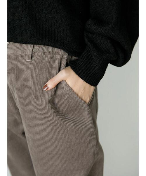 koe(コエ)の「コーデュロイイージーパンツ*(デニムパンツ・レディース・ブラック/キャメル/グレー/オフホワイト・M/L/LL/S)」の11枚目の写真