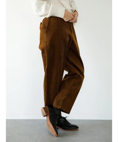 koe(コエ)の「コーデュロイイージーパンツ*(デニムパンツ・レディース・ブラック/キャメル/グレー/オフホワイト・M/L/LL/S)」の12枚目の写真