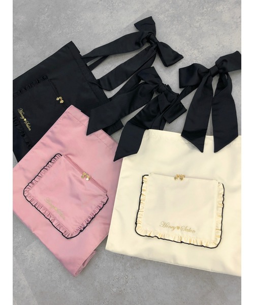 Honey Salon（ハニーサロン）の「ビッグリボンサテントートバッグ（トートバッグ・レディース・ラベンダー/ブラック/アイボリー・FREE）」の4枚目の写真