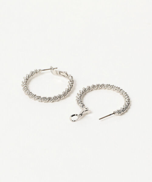 Ray BEAMS(レイビームス)の「Ray BEAMS / チェーン フープ ピアス(ピアス(両耳用)・レディース・シルバー/ゴールド・ONE SIZE)」の3枚目の写真