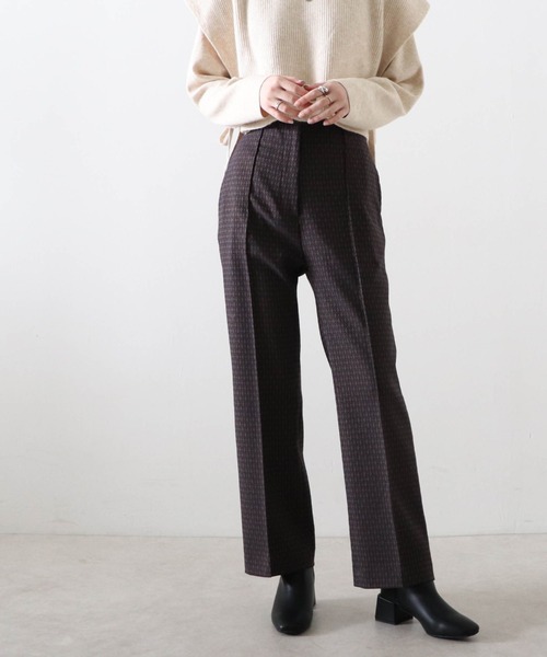 archives(アルシーヴ)の「【日本製】ジャガードピンタックパンツ(その他パンツ・レディース・ブラウン/ベージュ・SMALL/MEDIUM)」の6枚目の写真