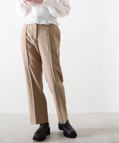 archives(アルシーヴ)の「【日本製】ジャガードピンタックパンツ(その他パンツ・レディース・ブラウン/ベージュ・SMALL/MEDIUM)」の18枚目の写真