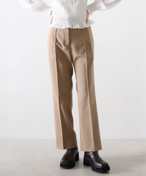archives(アルシーヴ)の「【日本製】ジャガードピンタックパンツ(その他パンツ・レディース・ブラウン/ベージュ・SMALL/MEDIUM)」の21枚目の写真