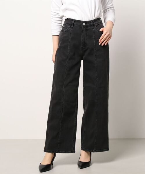 N.（N. Natural Beauty Basic）（エヌエヌナチュラルビューティーベーシック）の「センター接ぎワイドストレートパンツ（デニムパンツ・レディース・ブラック/ブルー・MEDIUM/SMALL）」の4枚目の写真