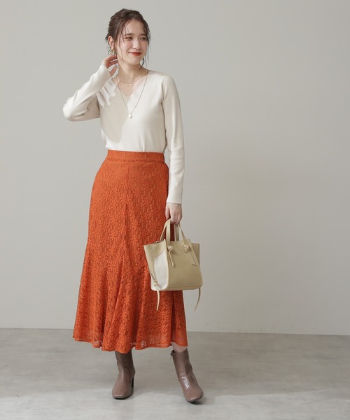N.(N. Natural Beauty Basic)(エヌエヌナチュラルビューティーベーシック)の「◆レースペプラムロングスカート(スカート・レディース・グレー/オレンジ/ナチュラル・MEDIUM)」の4枚目の写真