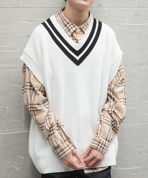 WEGO(ウィゴー)の「WEGO/チルデンニットベスト(ベスト・メンズ・ホワイト/ベージュ/ネイビー・MEDIUM/LARGE)」の11枚目の写真