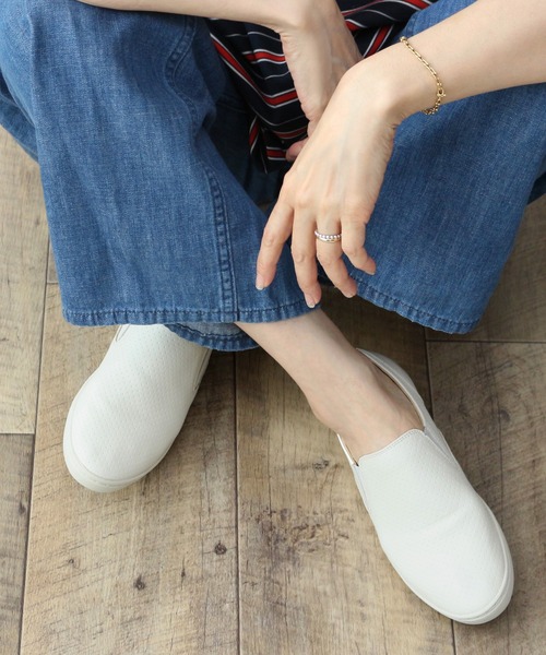 FiNGAiSM スリッポン セール】パンチングスリッポン【低反発スポンジ入り