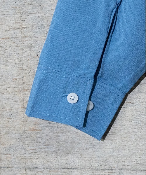 JOHN'S CLOSET（ジョンズクローゼット）の「【i】ポリストレッチドロップショルダーシャツ（シャツ/ブラウス・メンズ・サックスブルー/ホワイト/チャコールグレー/グリーン/イエロー/ブラック/ネイビー/パープル・MEDIUM/LARGE/X-LARGE）」の13枚目の写真