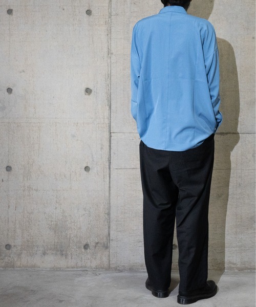 JOHN'S CLOSET（ジョンズクローゼット）の「【i】ポリストレッチドロップショルダーシャツ（シャツ/ブラウス・メンズ・サックスブルー/ホワイト/チャコールグレー/グリーン/イエロー/ブラック/ネイビー/パープル・MEDIUM/LARGE/X-LARGE）」の10枚目の写真