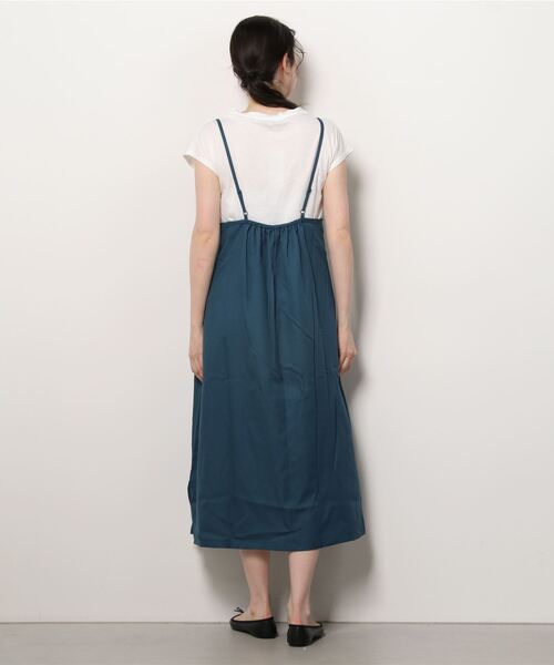 NAVY（ネイビー）の「半袖Tシャツ+デシンキャミワンピース セット アンサンブル（サロペット/オーバーオール・レディース・ブラウン/グレー/カーキ/ブルー・M/L）」の6枚目の写真