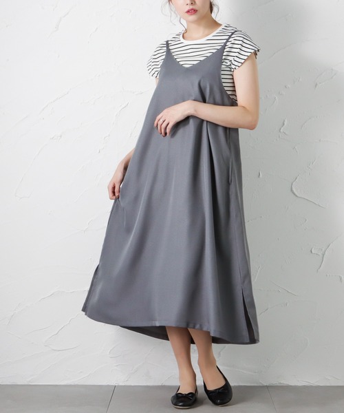 NAVY（ネイビー）の「半袖Tシャツ+デシンキャミワンピース セット アンサンブル（サロペット/オーバーオール・レディース・ブラウン/グレー/カーキ/ブルー・M/L）」の2枚目の写真