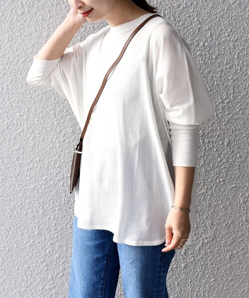 SHIPS（シップス）の「【SHIPS別注】assiette:〈手洗い可能〉チュールドルマンプルオーバー（Tシャツ/カットソー・レディース・ホワイト/ネイビー・ONE SIZE）」の15枚目の写真