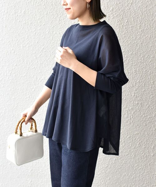 SHIPS（シップス）の「【SHIPS別注】assiette:〈手洗い可能〉チュールドルマンプルオーバー（Tシャツ/カットソー・レディース・ホワイト/ネイビー・ONE SIZE）」の22枚目の写真