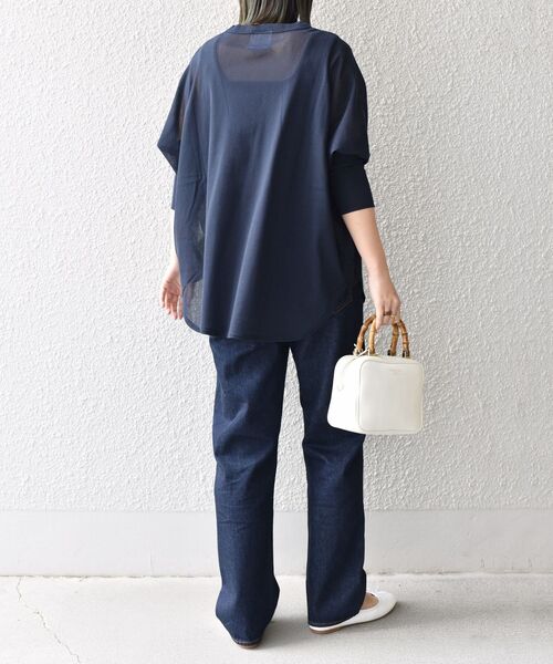 SHIPS（シップス）の「【SHIPS別注】assiette:〈手洗い可能〉チュールドルマンプルオーバー（Tシャツ/カットソー・レディース・ホワイト/ネイビー・ONE SIZE）」の6枚目の写真