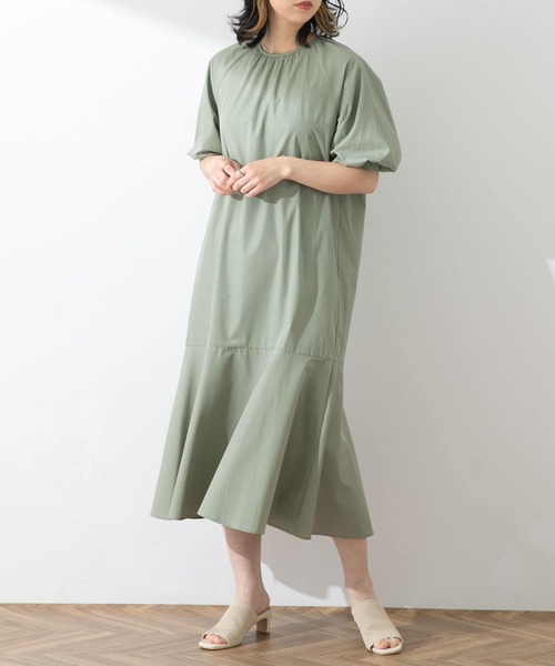 SENSE OF PLACE by URBAN RESEARCH(センスオブプレイスバイアーバンリサーチ)の「【One-C/低身長向けサイズ展開あり】レイヤードマーメイドワンピース(5分袖)(ワンピース・レディース・スミクロ/カーキ/オフホワイト・ONE/SHORT)」の18枚目の写真