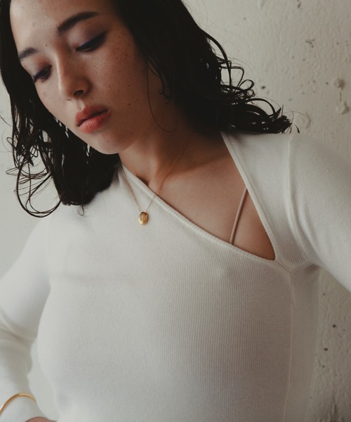 Kari & lili（カウリアンドリィリィ）の「slash tops（Tシャツ/カットソー・レディース・ブラック/オフホワイト・FREE）」の15枚目の写真