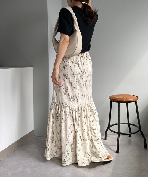 CAPRICIEUX LE'MAGE(カプリシューレマージュ)の「変形ドットタイトマーメイドスカート(スカート・レディース・アイボリー/ブラック・FREE)」の21枚目の写真